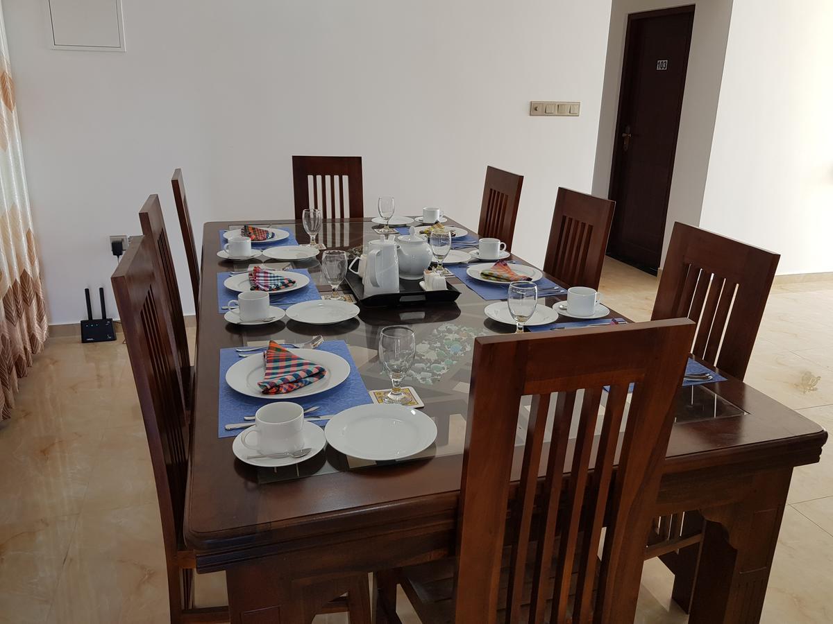 My Whales Guest House Banduramulla 外观 照片