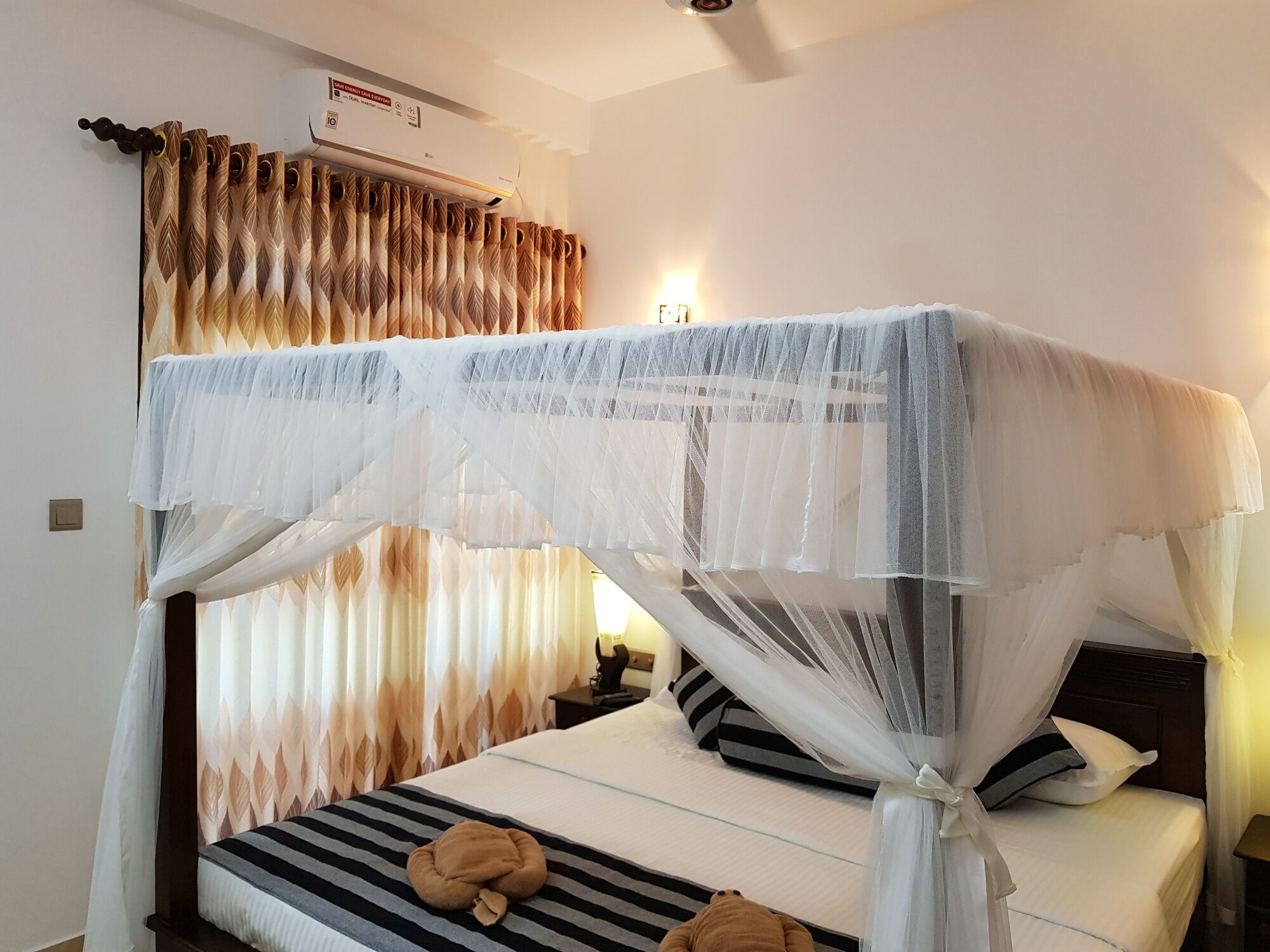 My Whales Guest House Banduramulla 外观 照片